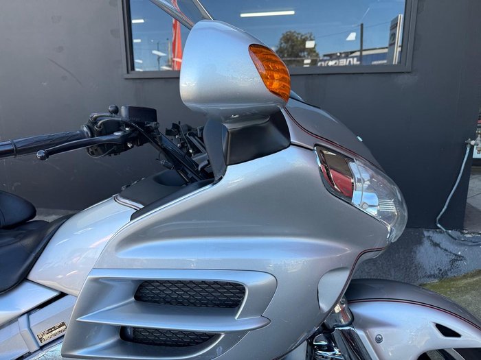 2006 Honda GoldWing (GL1800) GoldWing Silver