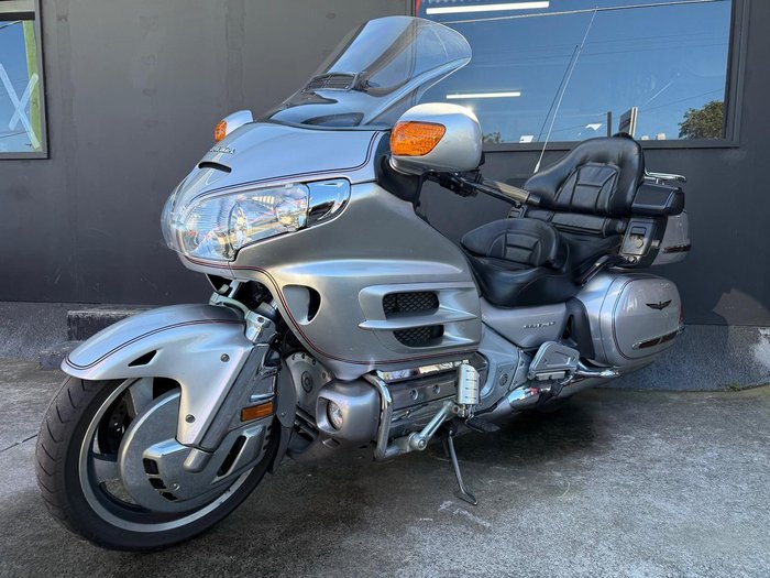 2006 Honda GoldWing (GL1800) GoldWing Silver