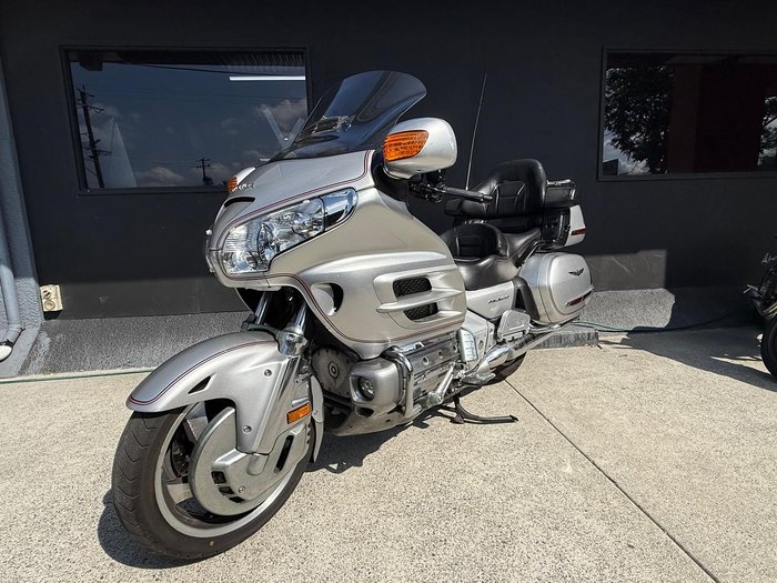 2006 Honda GoldWing (GL1800) GoldWing Silver