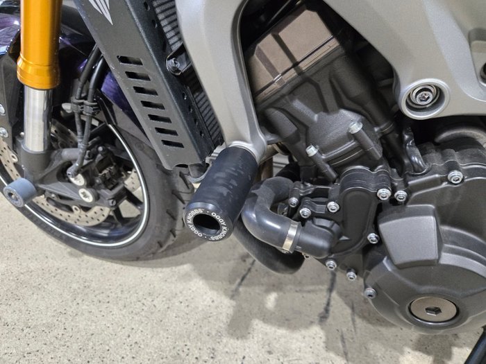 2015 Yamaha MT-09 PURPLE