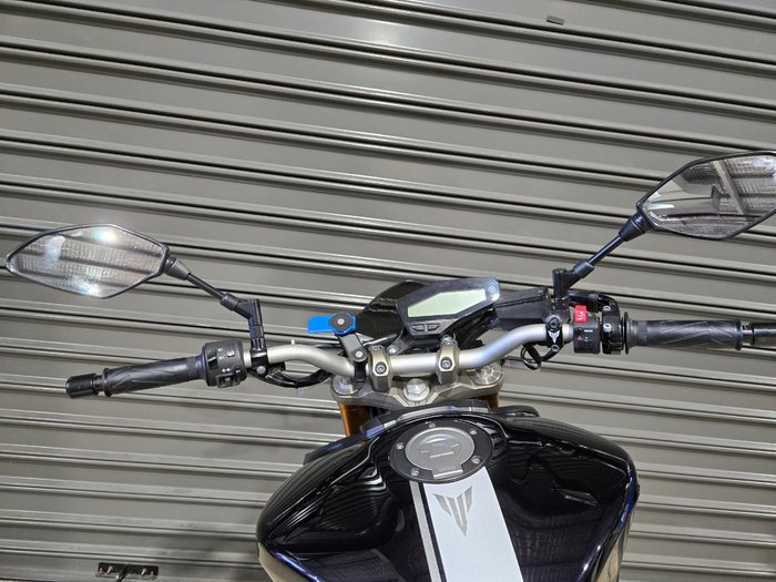 2015 Yamaha MT-09 PURPLE