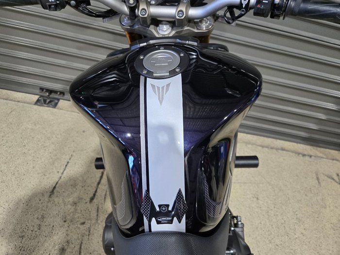 2015 Yamaha MT-09 PURPLE
