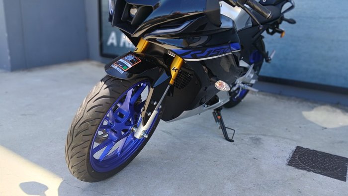 2025 Yamaha YZF-R15M