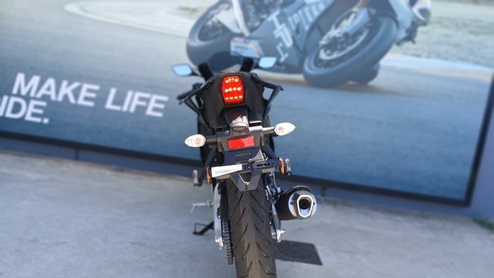 2025 Yamaha YZF-R15M