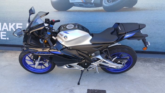 2025 Yamaha YZF-R15M