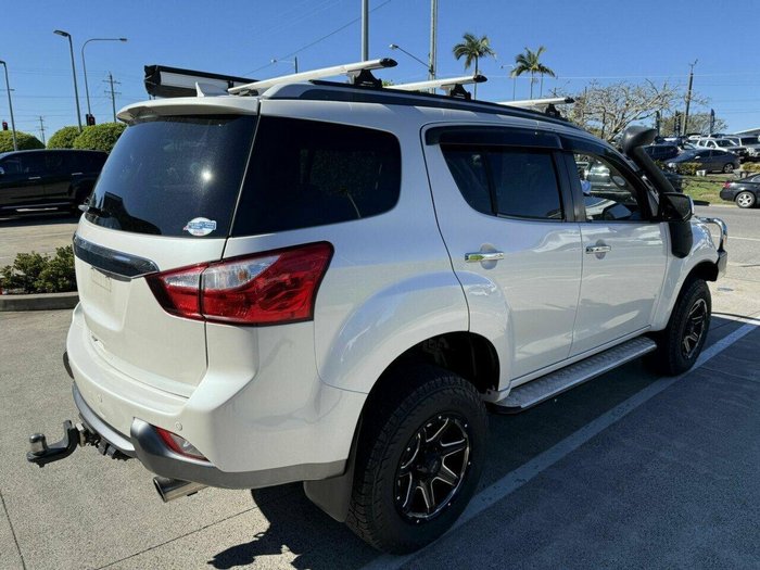 2015 Isuzu MU-X LS-T