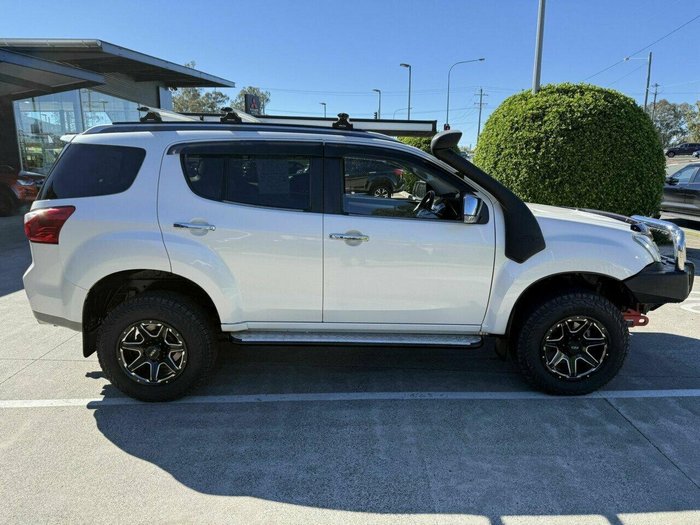 2015 Isuzu MU-X LS-T