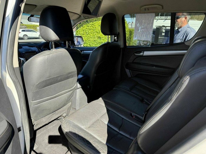 2015 Isuzu MU-X LS-T