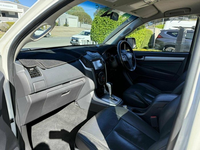 2015 Isuzu MU-X LS-T