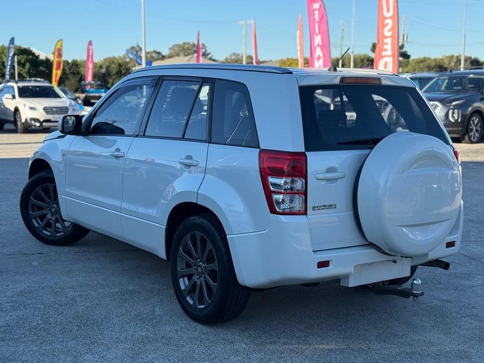 2016 Suzuki Grand Vitara Navigator JB White Pearl