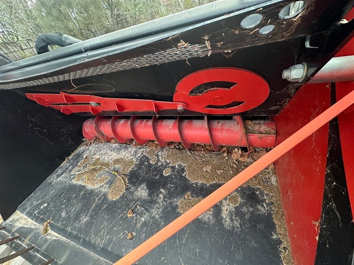 0 Manitou Emily 1.7 cube Grab Mixer Bucket