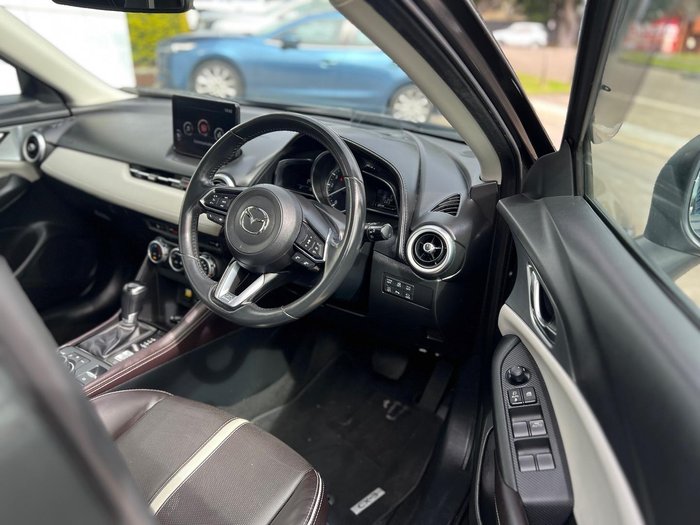 2022 Mazda CX-3 Akari LE