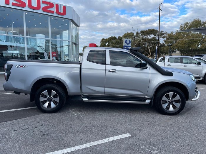 2022 Isuzu D-MAX LS-U