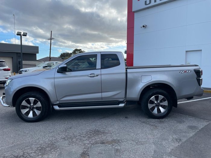 2022 Isuzu D-MAX LS-U