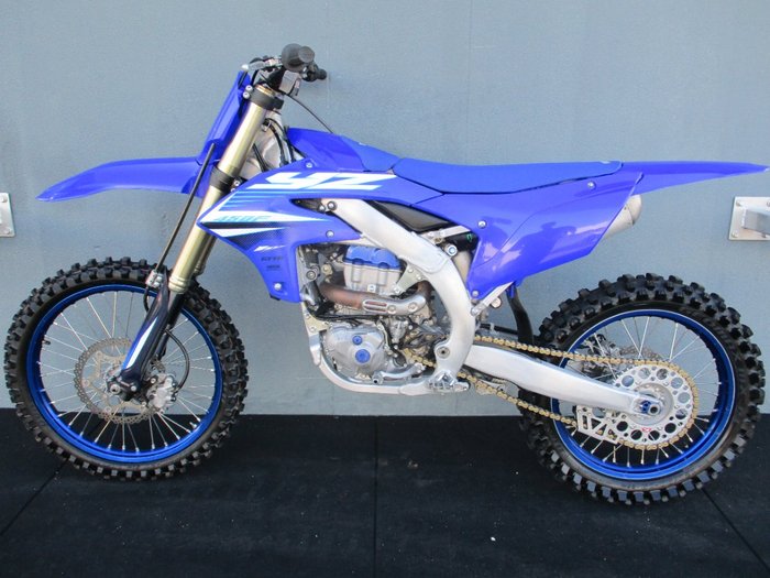 2025 Yamaha YZ450F BLUE