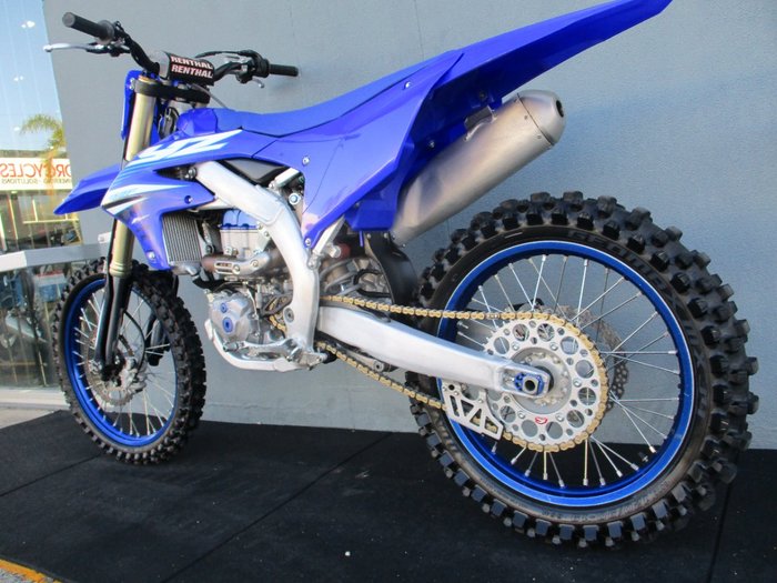 2025 Yamaha YZ450F BLUE