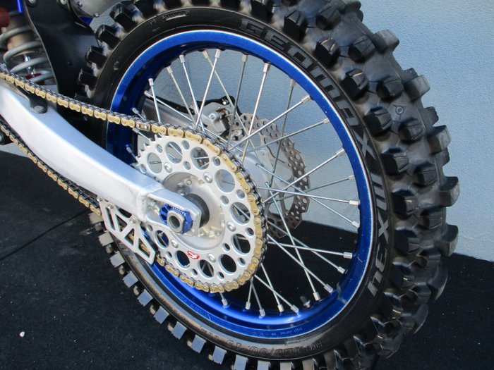 2025 Yamaha YZ450F BLUE