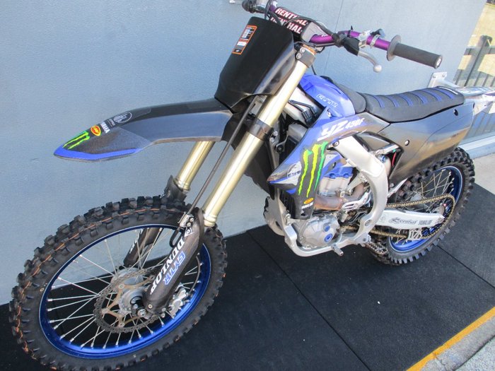 2023 Yamaha YZ450F BLUE