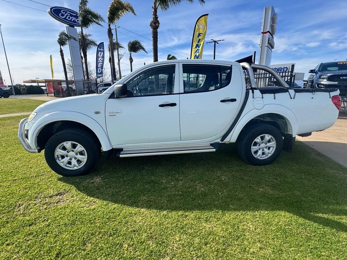 2010 Mitsubishi Triton GL-R