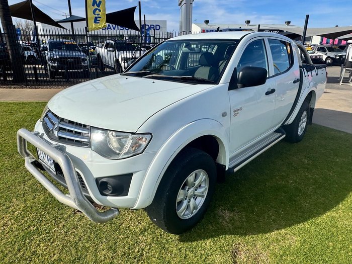 2010 Mitsubishi Triton GL-R