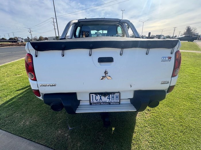 2010 Mitsubishi Triton GL-R