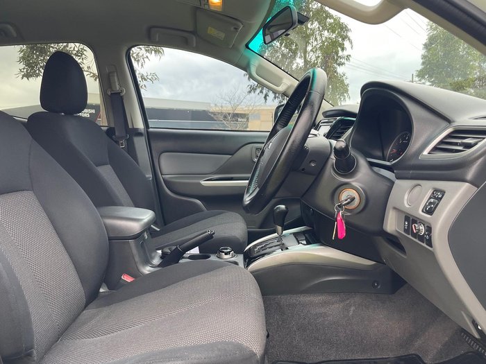 2016 Mitsubishi Triton GLS MQ MY16 4X4 Dual Range White