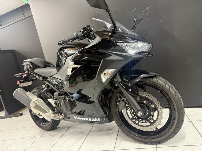 2019 Kawasaki NINJA 400 Black