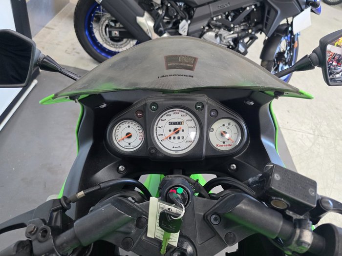 2011 Kawasaki NINJA 250R (EX250) Green