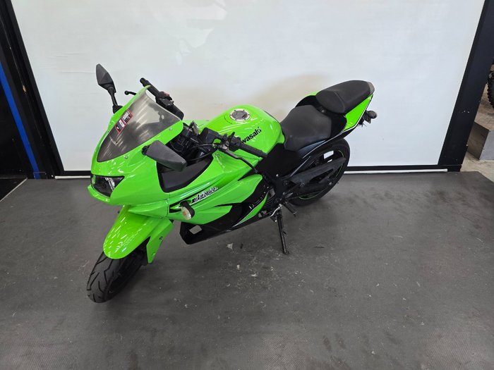 2011 Kawasaki NINJA 250R (EX250) Green