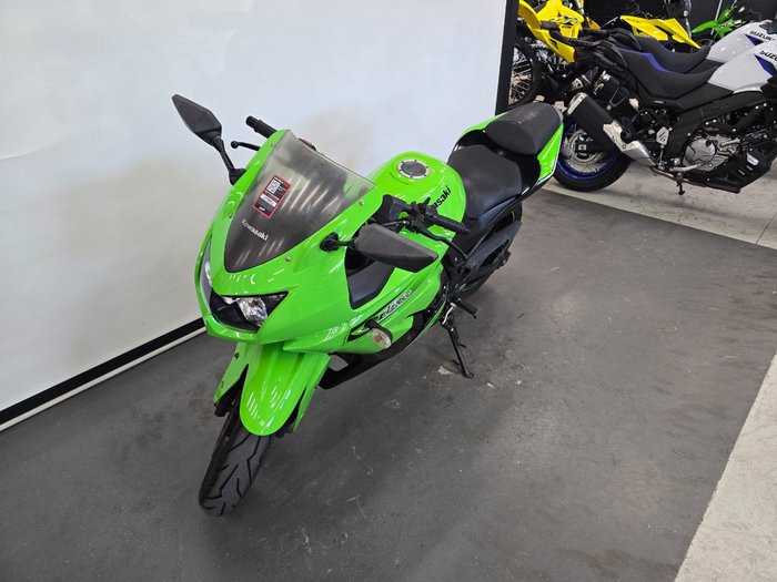 2011 Kawasaki NINJA 250R (EX250) Green