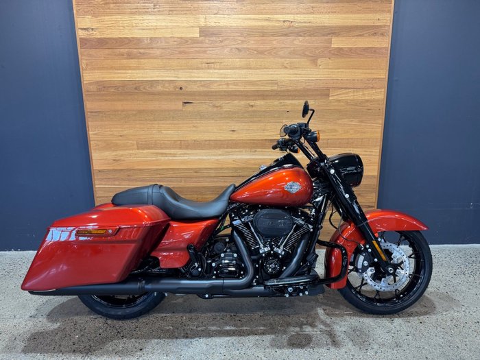 2025 Harley-davidson FLHRXS ROAD KING SPECIAL Whiskey Fire/Vivid Black