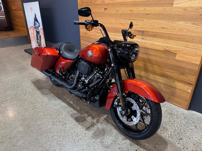2025 Harley-davidson FLHRXS ROAD KING SPECIAL Whiskey Fire/Vivid Black