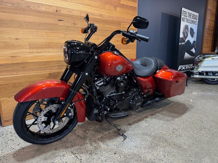 2025 Harley-davidson FLHRXS ROAD KING SPECIAL Whiskey Fire/Vivid Black