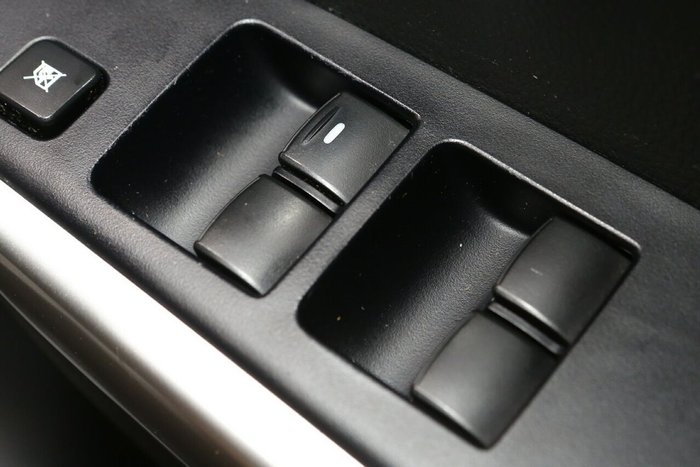 2015 Mitsubishi Pajero Sport GLX