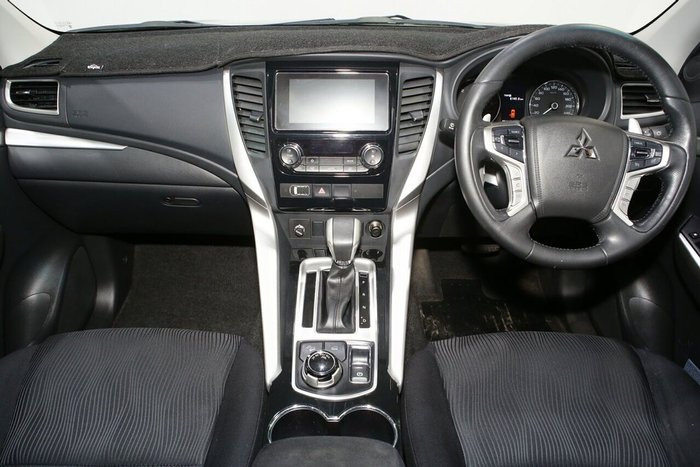 2015 Mitsubishi Pajero Sport GLX