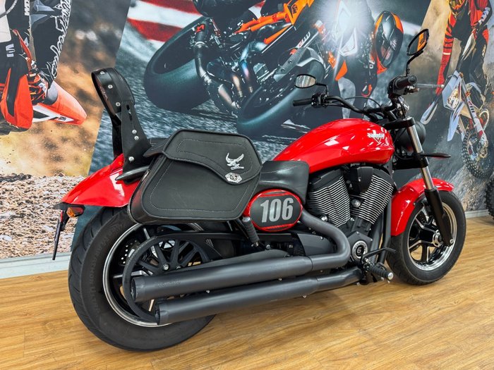 2017 VICTORY JUDGE RED