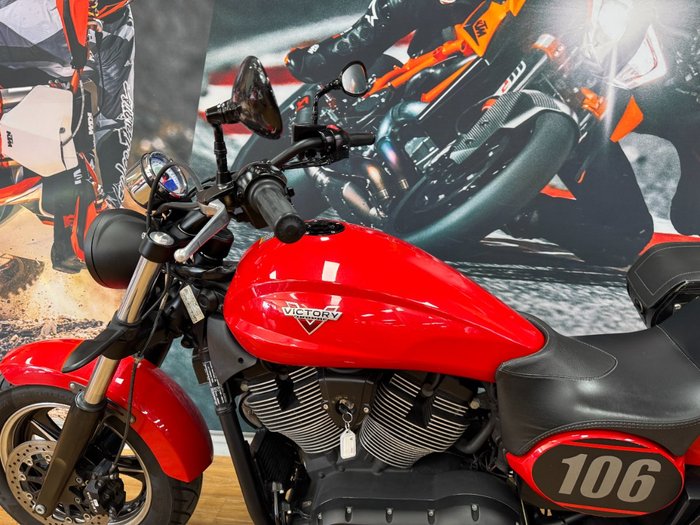 2017 VICTORY JUDGE RED