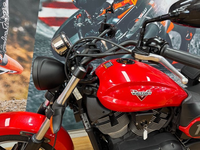 2017 VICTORY JUDGE RED
