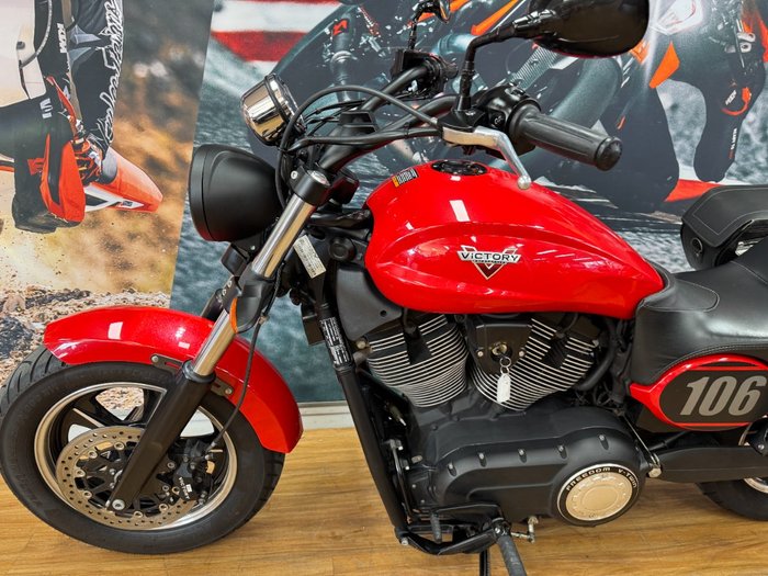 2017 VICTORY JUDGE RED