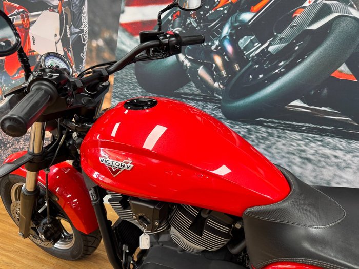 2017 VICTORY JUDGE RED