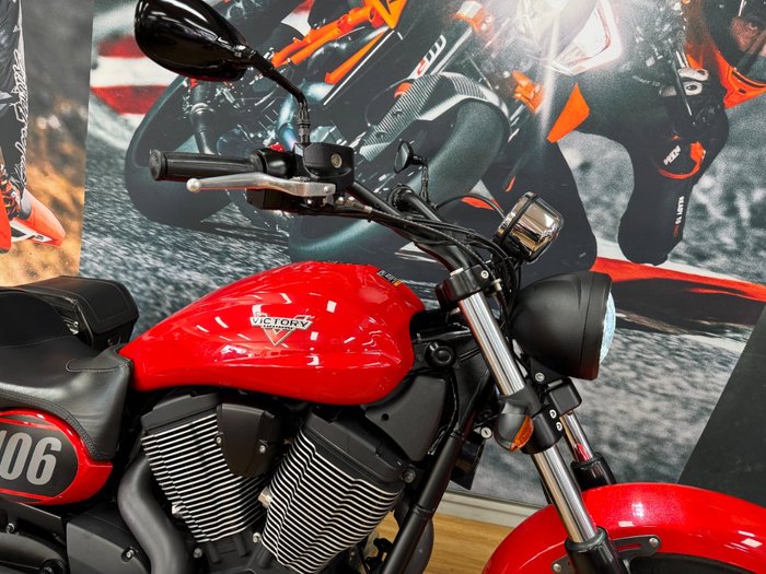 2017 VICTORY JUDGE RED