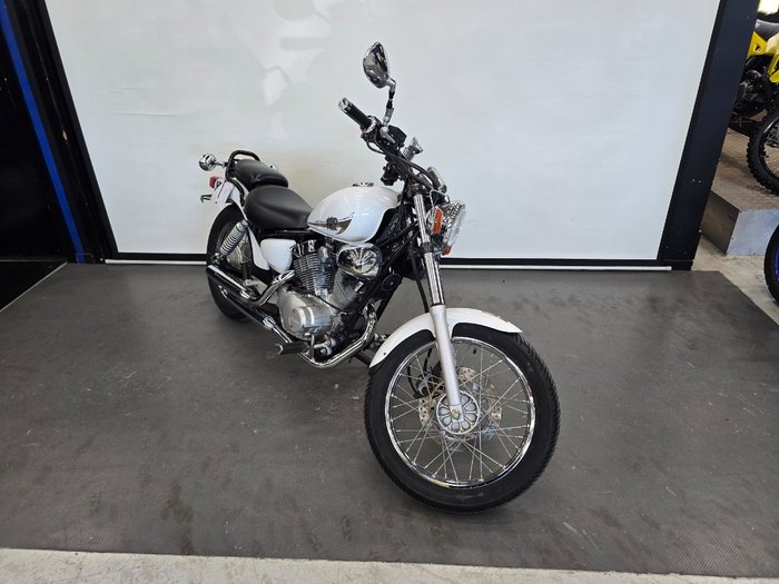 2014 Yamaha XV250 (VIRAGO VX250S, VX250R) White