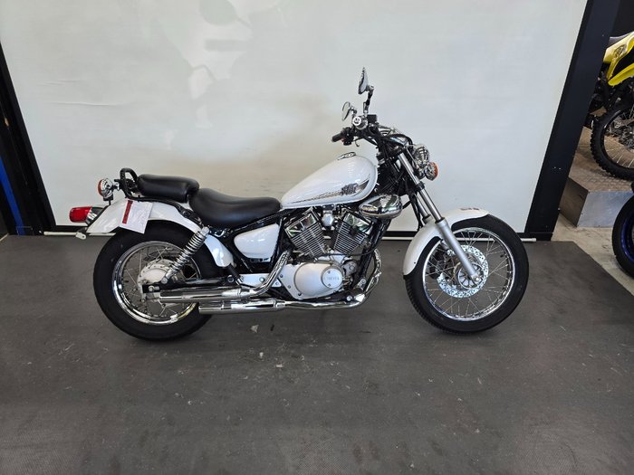 2014 Yamaha XV250 (VIRAGO VX250S, VX250R) White