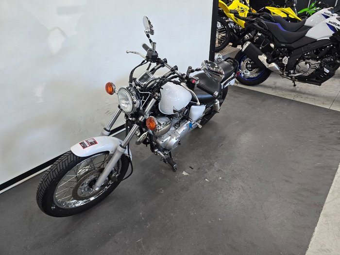 2014 Yamaha XV250 (VIRAGO VX250S, VX250R) White