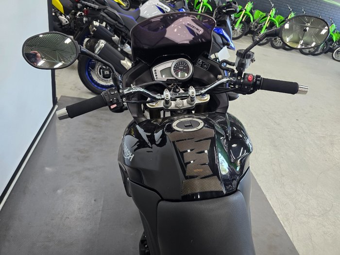 Triumph 2010 TRIUMPH 1050cc TIGER Black