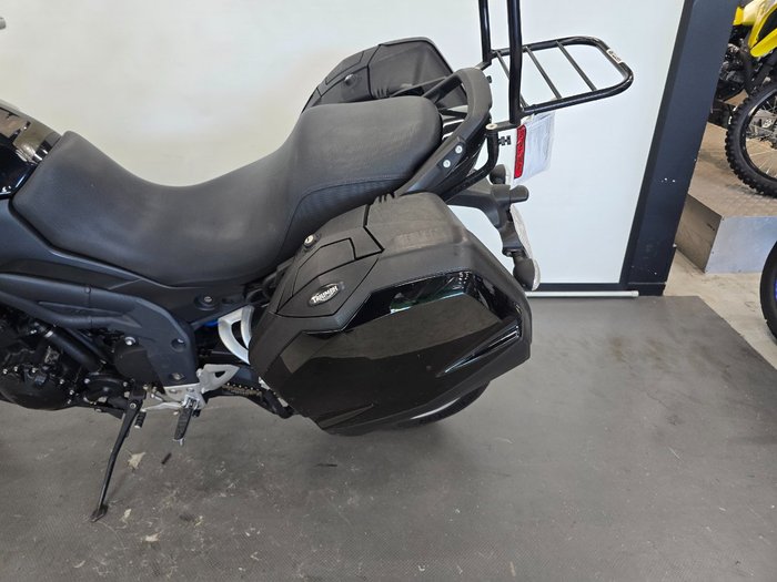 Triumph 2010 TRIUMPH 1050cc TIGER Black