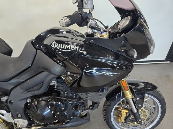 Triumph 2010 TRIUMPH 1050cc TIGER Black