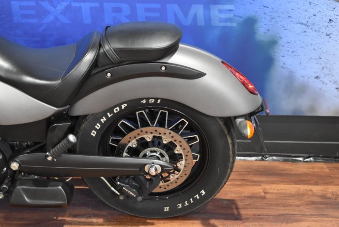 2015 VICTORY GUNNER Black