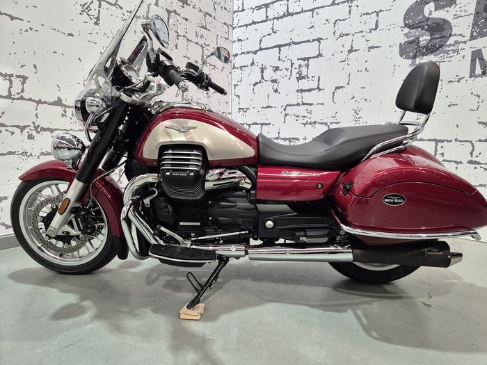 2018 Moto Guzzi California Touring SE California Red