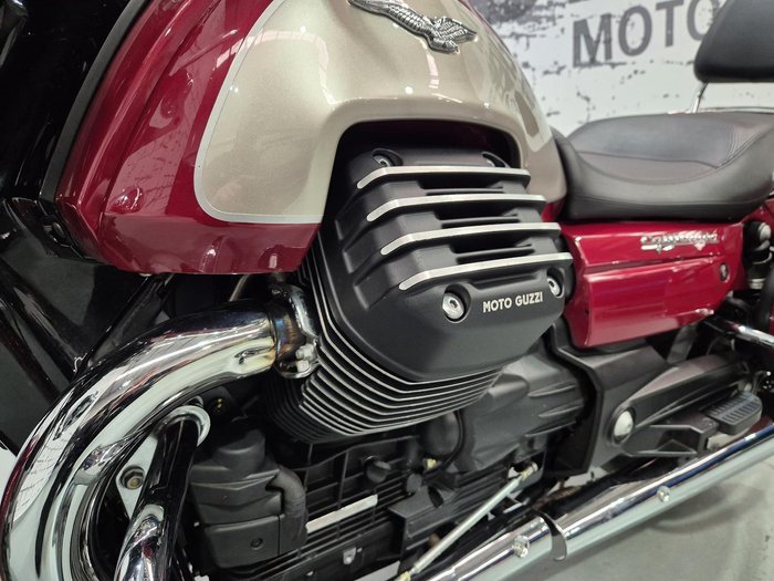 2018 Moto Guzzi California Touring SE California Red